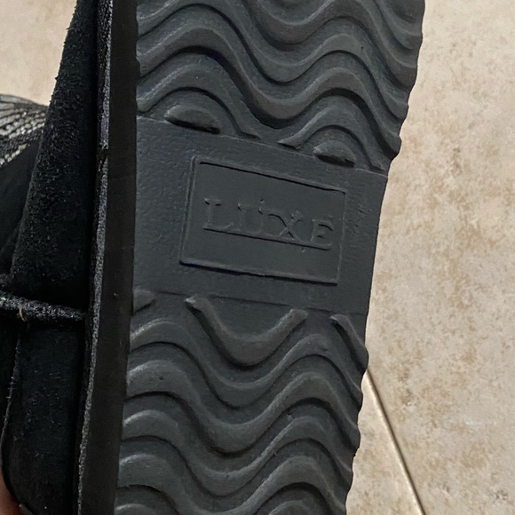 Secret Luxe Affair Australian boots - Picture 10 of 16